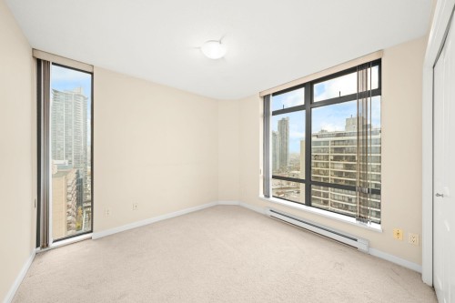 2105-4425 Halifax Street, Burnaby, BC 