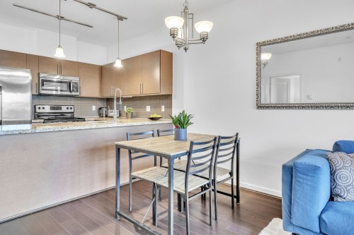 205-2239 Kingsway Boulevard, Vancouver, BC 