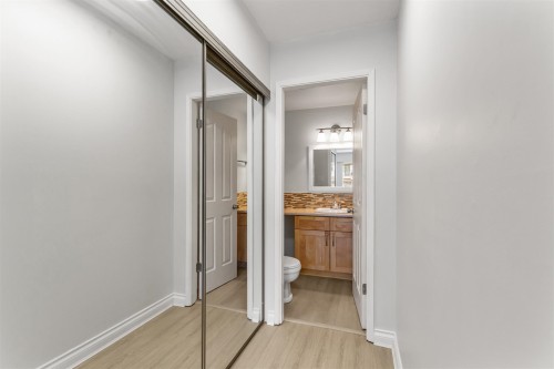 112-590 Whiting Way, Coquitlam, BC 