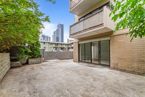 112-590 Whiting Way, Coquitlam, BC 