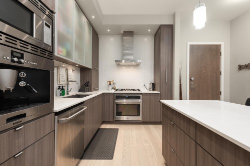 116-262 Salter Street, New Westminster, BC 