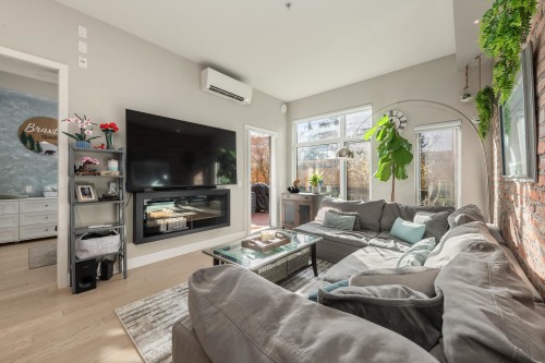 116-262 Salter Street, New Westminster, BC 