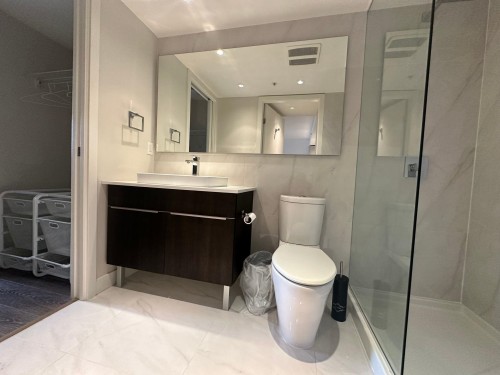 327-1588 E Hastings St, Vancouver, BC 