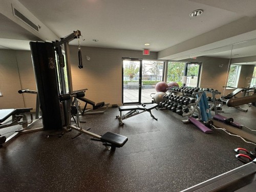 327-1588 E Hastings St, Vancouver, BC 