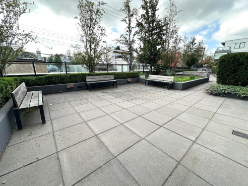 327-1588 E Hastings St, Vancouver, BC 