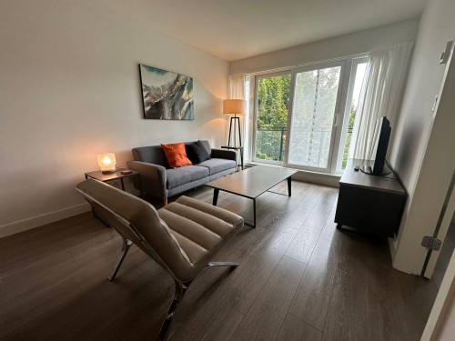 327-1588 E Hastings St, Vancouver, BC 