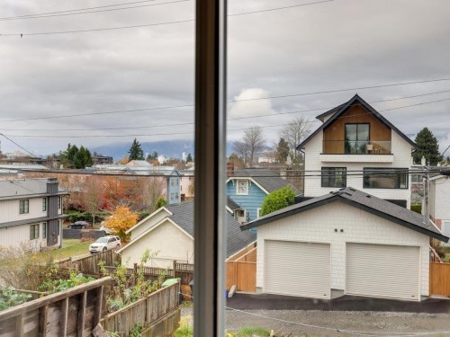 311 38Th Avenue E, Vancouver, BC 