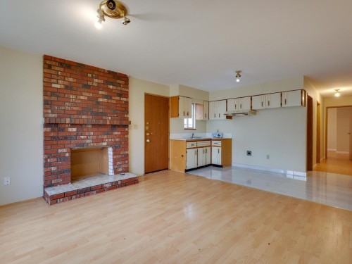 311 38Th Avenue E, Vancouver, BC 