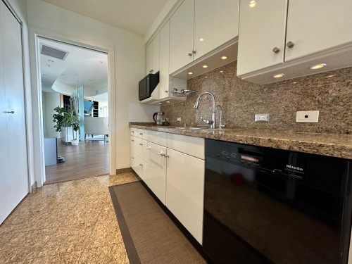 3002-388 Drake St, Vancouver, BC 