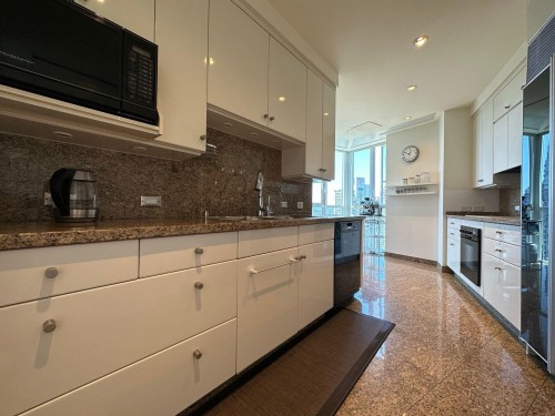 3002-388 Drake St, Vancouver, BC 