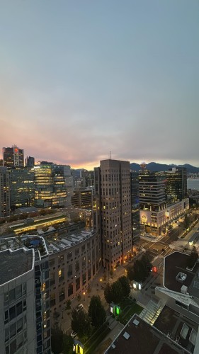 3301-233 Robson Street, Vancouver, BC 