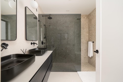 8088 Laurel Street, Vancouver, BC 