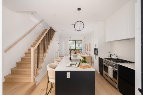 8088 Laurel Street, Vancouver, BC 