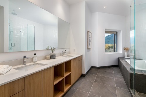 1780 Pinewood Drive, Pemberton, BC 