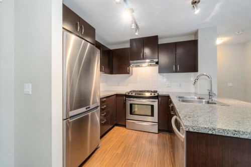 405-3110 Dayanee Springs Boulevard, Coquitlam, BC 