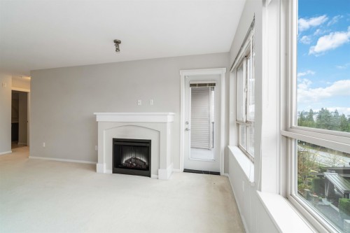 405-3110 Dayanee Springs Boulevard, Coquitlam, BC 