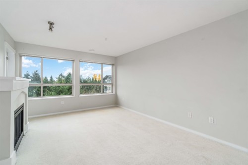405-3110 Dayanee Springs Boulevard, Coquitlam, BC 
