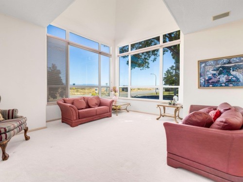 3340 River Road, Richmond, BC 