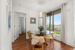 2108-1438 Richards Street  Vancouver, BC V6Z 3B8