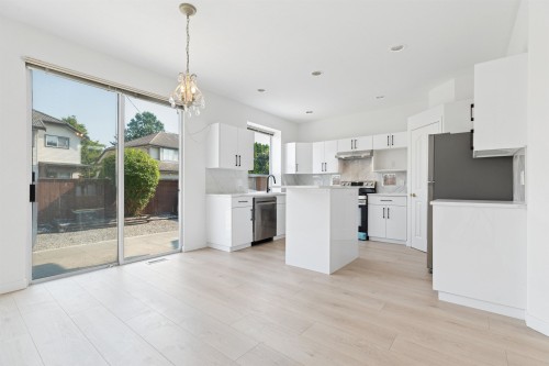 1239 Thames Close, Port Coquitlam, BC 