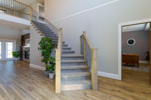 1055 Charland Avenue, Coquitlam, BC 