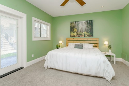 1055 Charland Avenue, Coquitlam, BC 