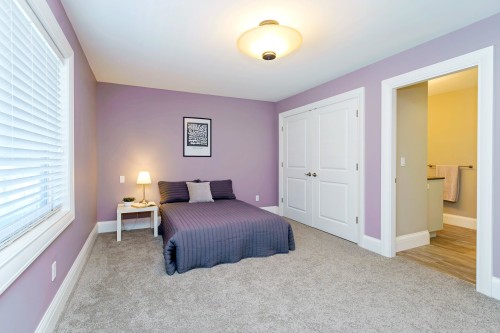 1055 Charland Avenue, Coquitlam, BC 