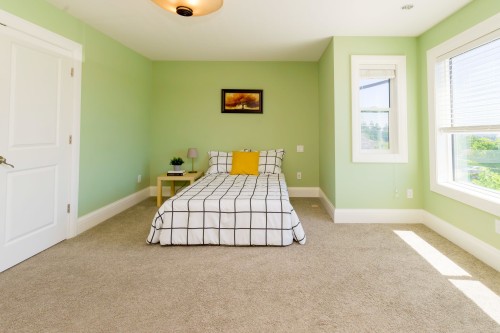 1055 Charland Avenue, Coquitlam, BC 