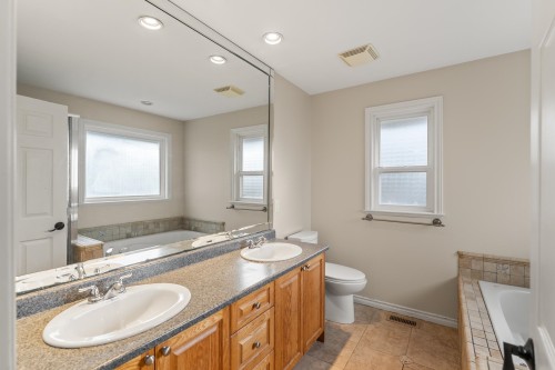 3880 Garry Street, Richmond, BC 