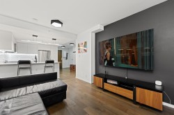 1004-1887 Crowe Street  Vancouver, BC V5Y 0B4