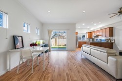 2-8271 Francis Road  Richmond, BC V6Y 1A5