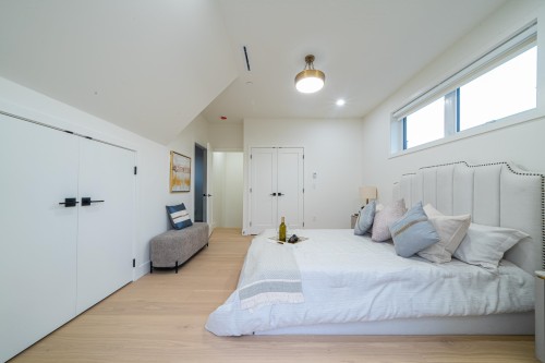 3460 Welwyn Street, Vancouver, BC 