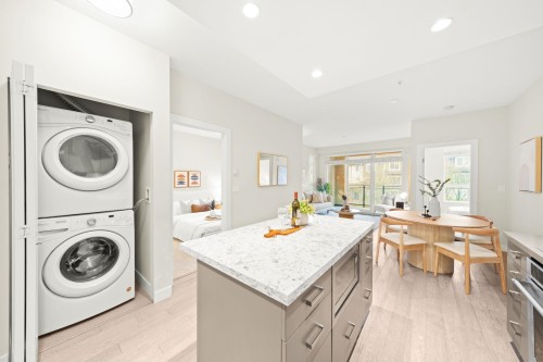 312-3399 Noel Drive, Burnaby, BC 