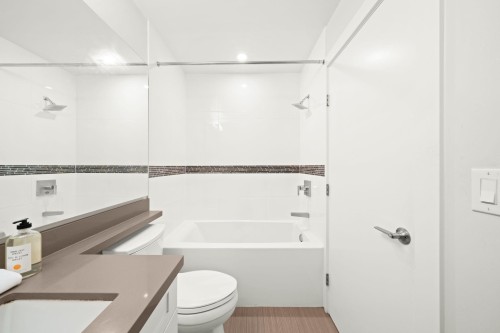 312-3399 Noel Drive, Burnaby, BC 