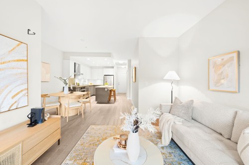 312-3399 Noel Drive, Burnaby, BC 