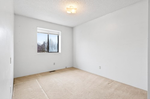 11918 Bruce Place, Maple Ridge, BC 