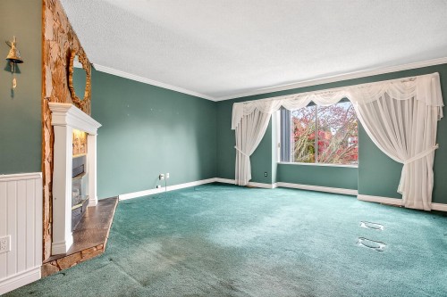 11918 Bruce Place, Maple Ridge, BC 