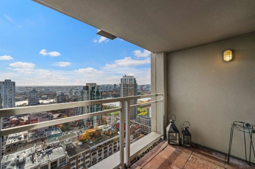 2204-1238 Richards Street, Vancouver, BC 