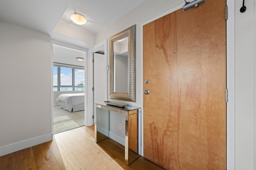 2204-1238 Richards Street, Vancouver, BC 