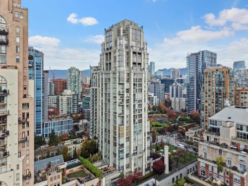 2204-1238 Richards Street, Vancouver, BC 