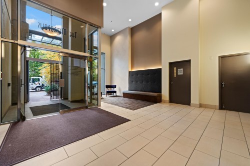 2204-1238 Richards Street, Vancouver, BC 