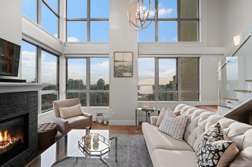 2204-1238 Richards Street, Vancouver, BC 