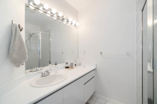 456 Montroyal Boulevard, North Vancouver, BC 