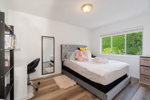 456 Montroyal Boulevard, North Vancouver, BC 