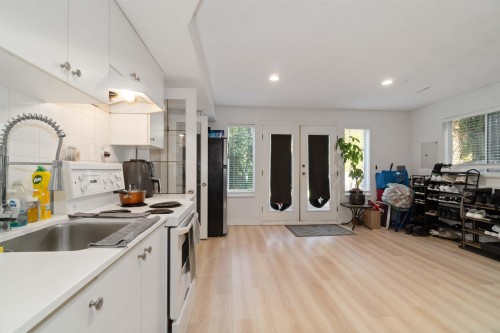 456 Montroyal Boulevard, North Vancouver, BC 