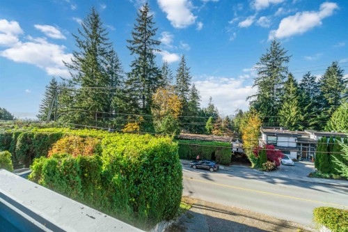 456 Montroyal Boulevard, North Vancouver, BC 