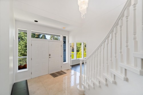 456 Montroyal Boulevard, North Vancouver, BC 