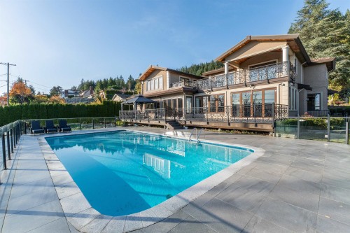 1118 Crestline Road, West Vancouver, BC 