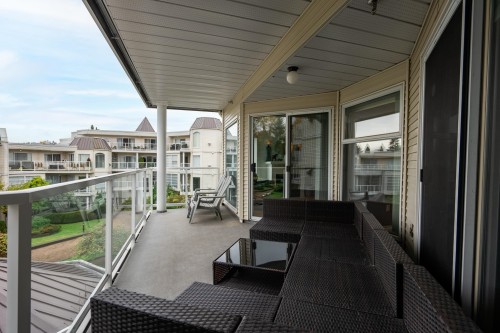 320-1220 Lasalle Place, Coquitlam, BC 