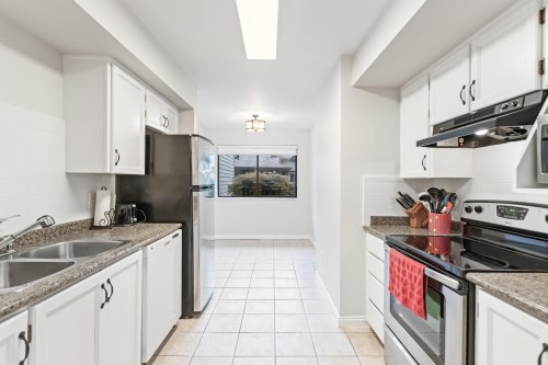 12-20681 Thorne Avenue, Maple Ridge, BC 